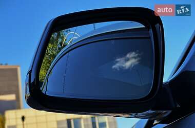 Седан BMW 7 Series 2010 в 