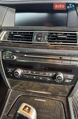 Седан BMW 7 Series 2011 в 