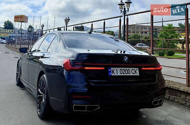 Седан BMW 7 Series 2016 в 
