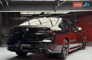 Седан BMW 7 Series 2024 в 