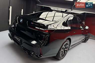 Седан BMW 7 Series 2024 в 