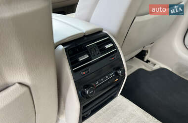 Седан BMW 7 Series 2011 в 