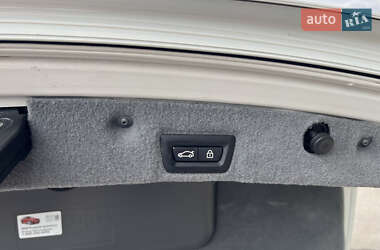 Седан BMW 7 Series 2011 в 
