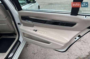 Седан BMW 7 Series 2011 в 