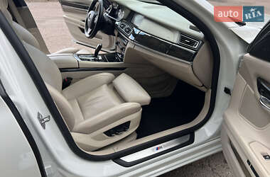 Седан BMW 7 Series 2011 в 
