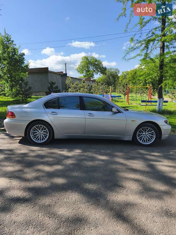 Седан BMW 7 Series 2002 в Сарате