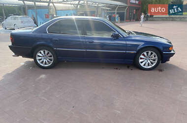 Седан BMW 7 Series 1999 в 