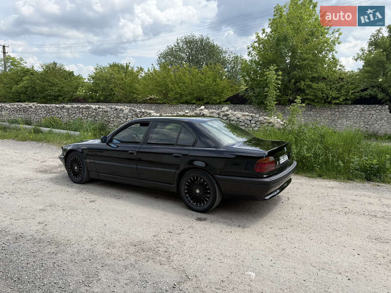 Седан BMW 7 Series 1996 в Тернополе
