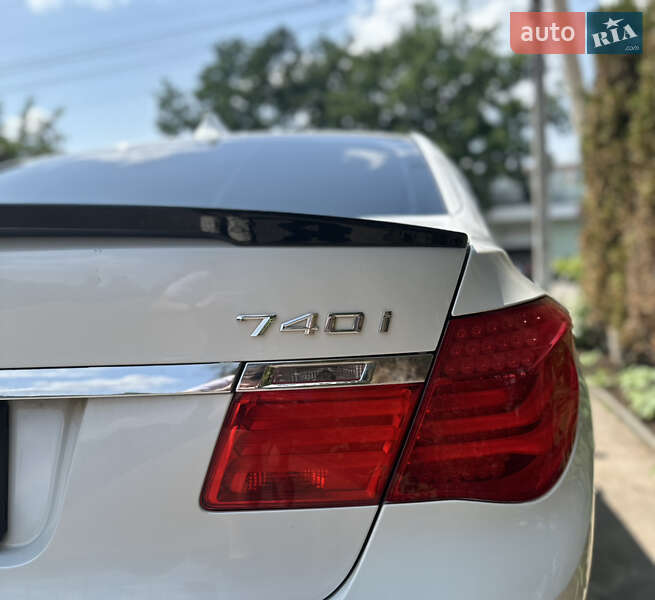 Седан BMW 7 Series 2010 в Миколаєві