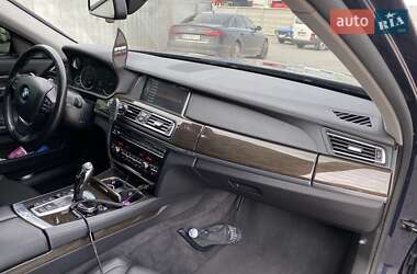Седан BMW 7 Series 2014 в 