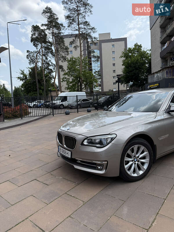 Седан BMW 7 Series 2014 в Києві