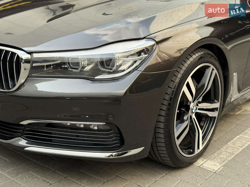 Седан BMW 7 Series 2016 в Києві