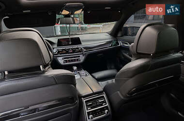 Седан BMW 7 Series 2019 в 