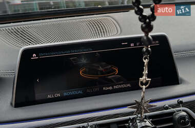 Седан BMW 7 Series 2019 в 
