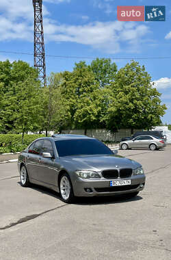 Седан BMW 7 Series 2006 в Долині