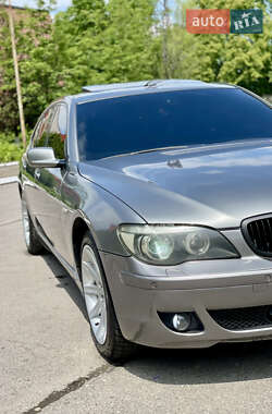 Седан BMW 7 Series 2006 в 