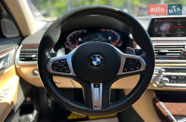 Седан BMW 7 Series 2020 в 