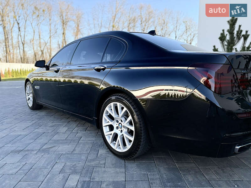 Седан BMW 7 Series 2013 в Луцке