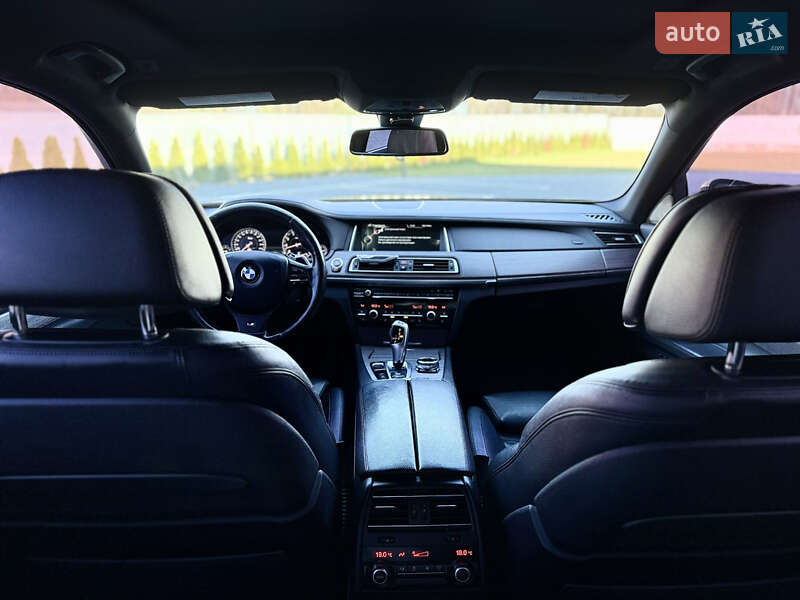 Седан BMW 7 Series 2013 в Луцке