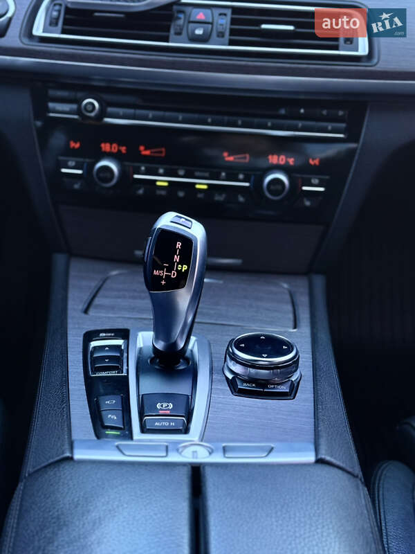 Седан BMW 7 Series 2013 в Луцке