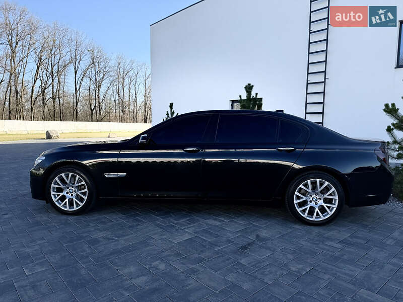 Седан BMW 7 Series 2013 в Луцке