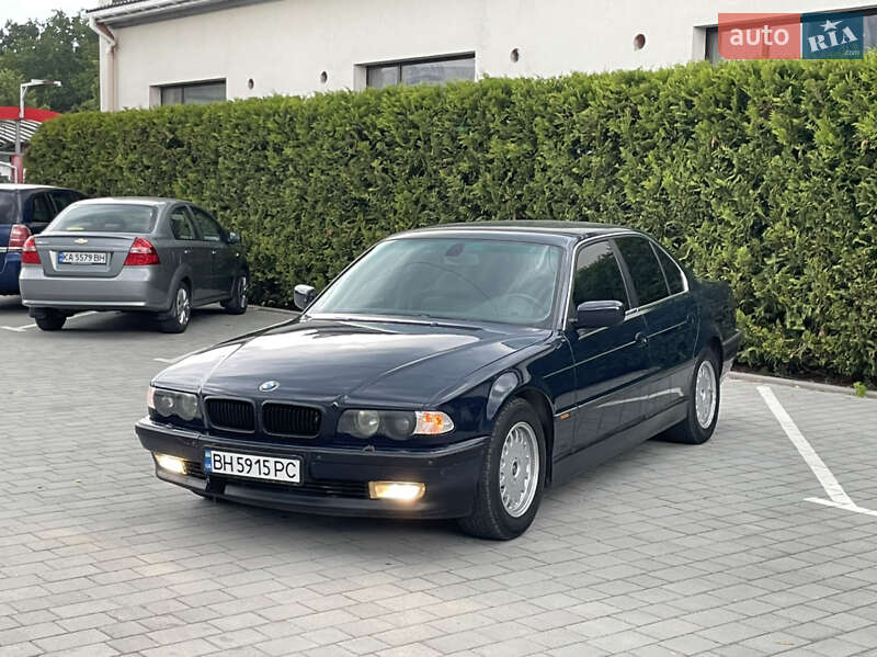 BMW 7 Series 2000