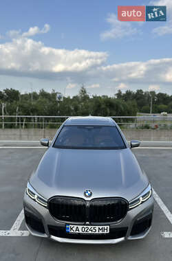 Седан BMW 7 Series 2022 в 