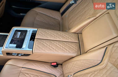 Седан BMW 7 Series 2022 в 