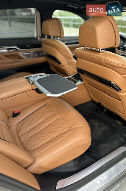 Седан BMW 7 Series 2022 в 