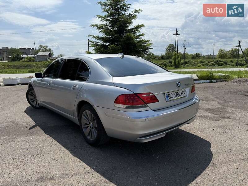 Седан BMW 7 Series 2007 в Самборі