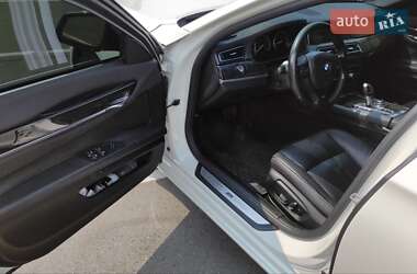 Седан BMW 7 Series 2013 в 