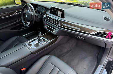 Седан BMW 7 Series 2017 в 