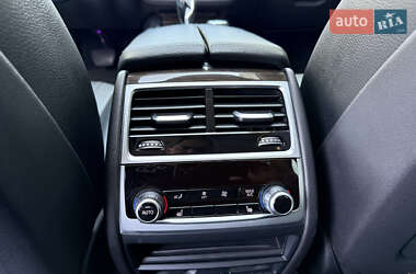Седан BMW 7 Series 2017 в 
