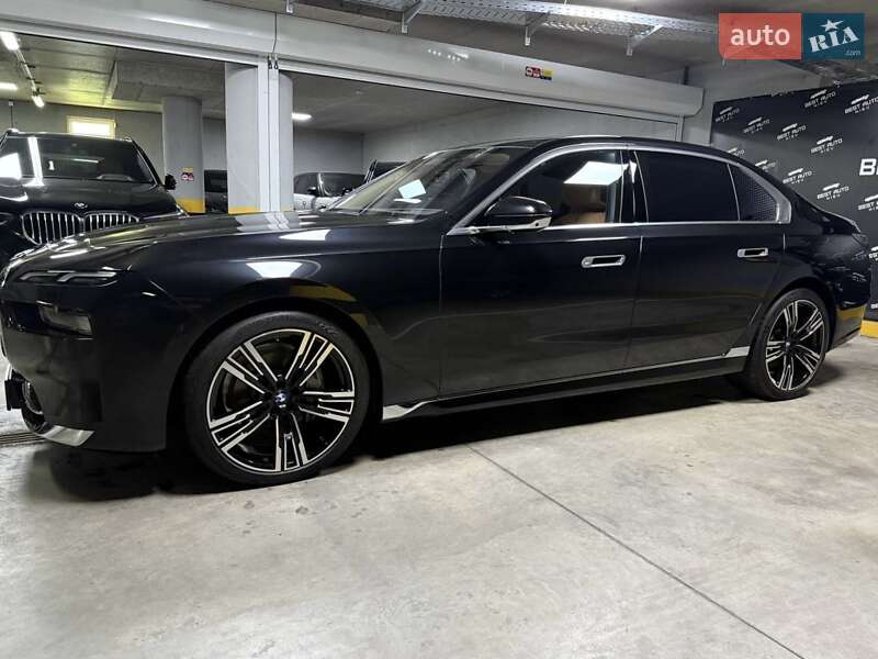Седан BMW 7 Series 2023 в Киеве