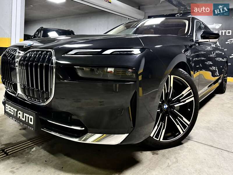 Седан BMW 7 Series 2023 в Киеве