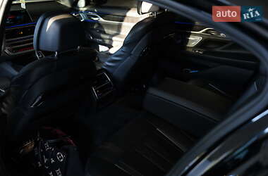 Седан BMW 7 Series 2017 в 
