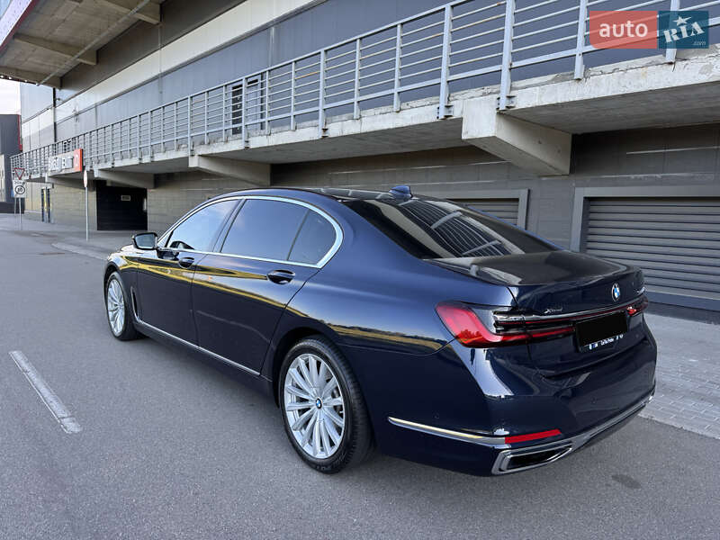 Седан BMW 7 Series 2019 в Киеве