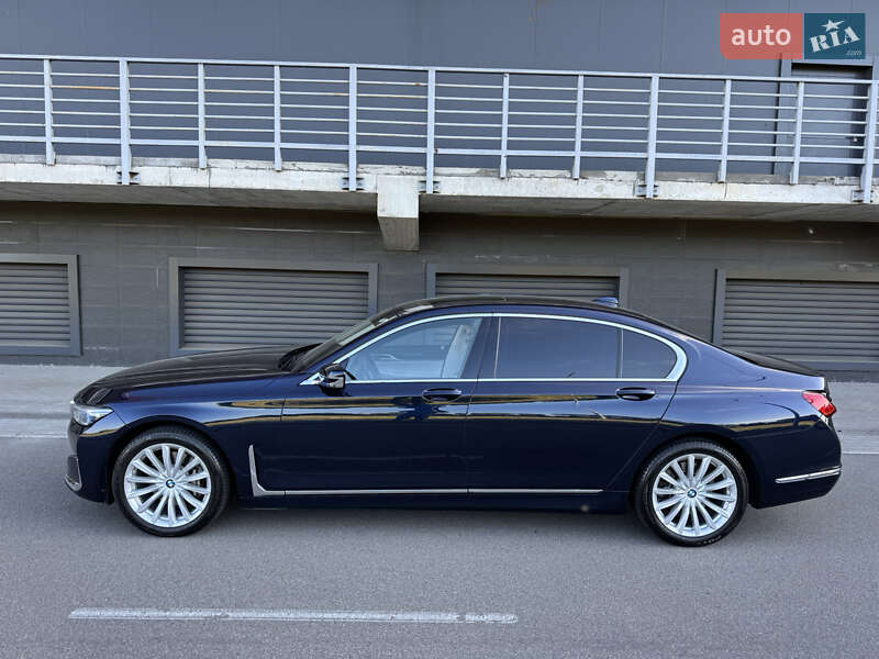 Седан BMW 7 Series 2019 в Киеве