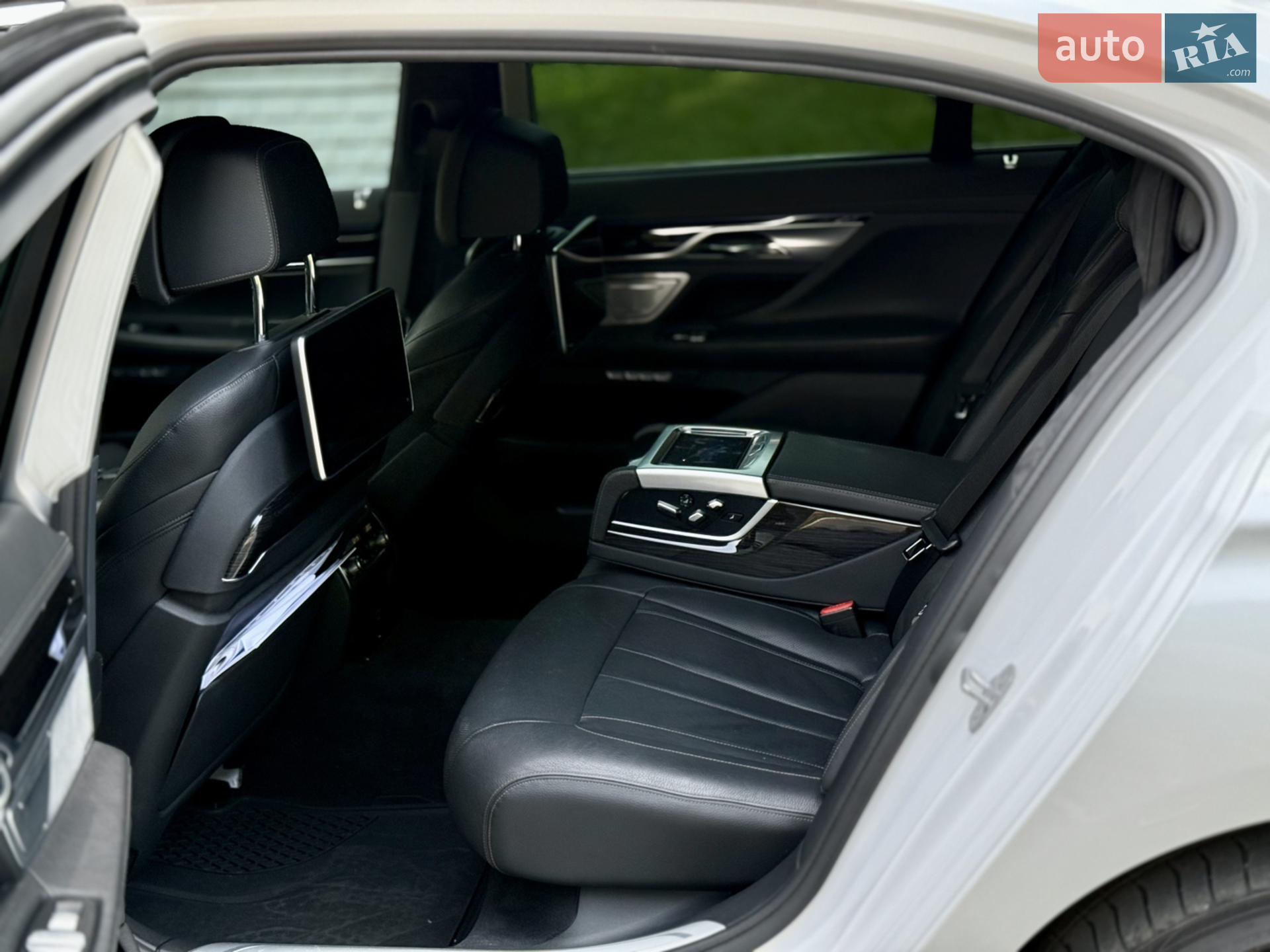 2015 BMW 7er - мініатюра 20