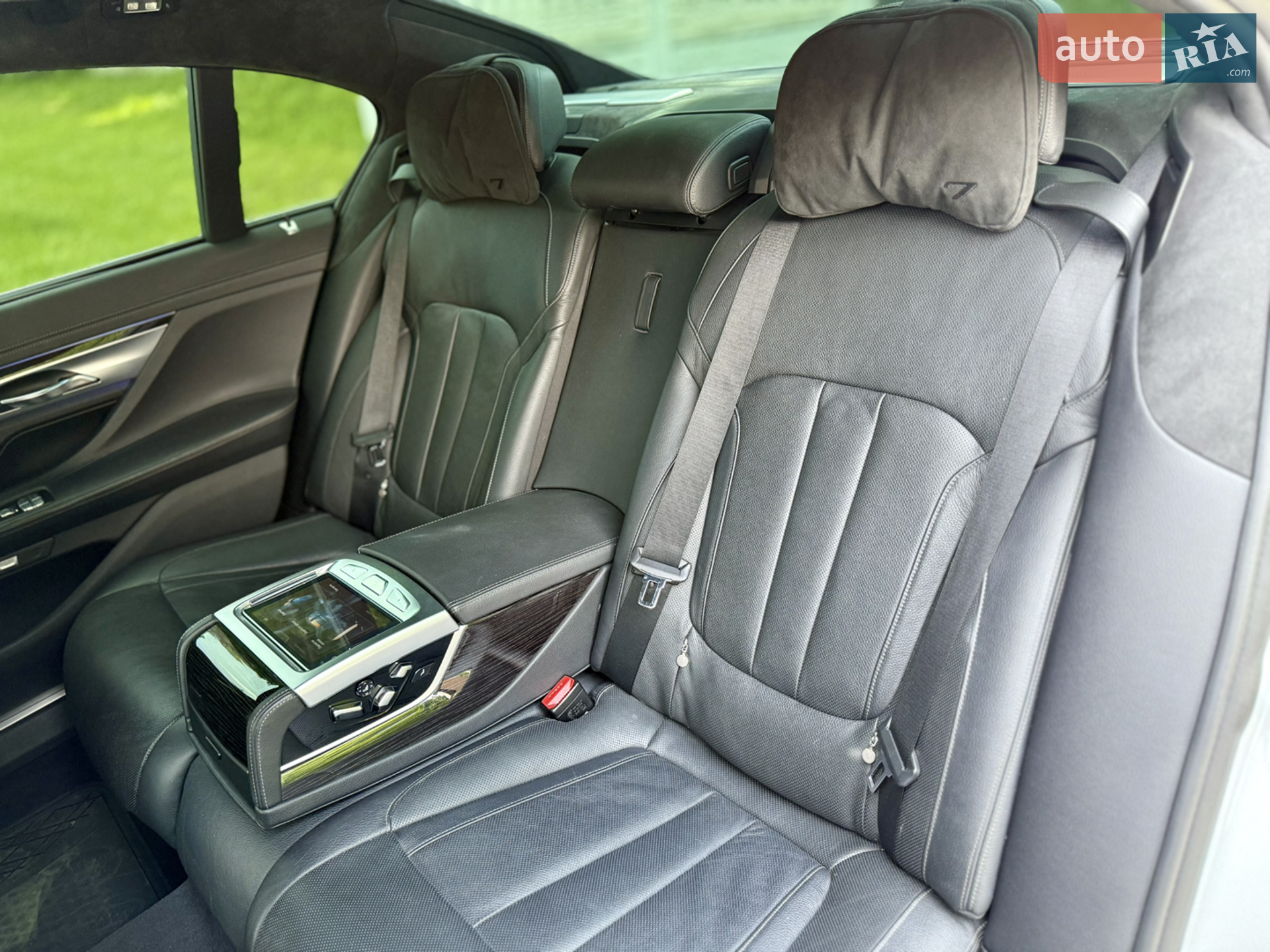 2015 BMW 7er - мініатюра 21