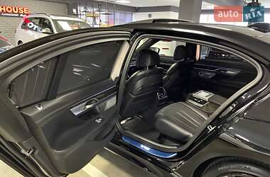 Седан BMW 7 Series 2019 в 