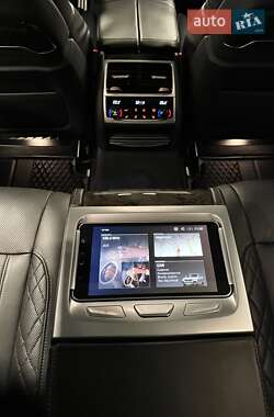 Седан BMW 7 Series 2019 в 