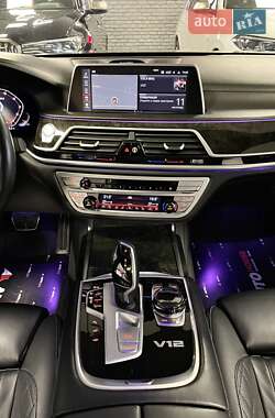 Седан BMW 7 Series 2019 в 