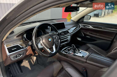 Седан BMW 7 Series 2017 в 