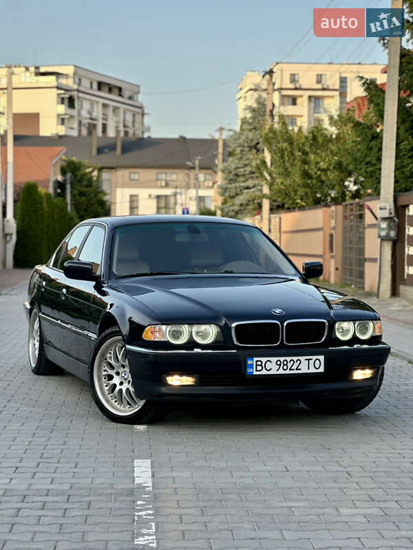 BMW 7 Series 1999