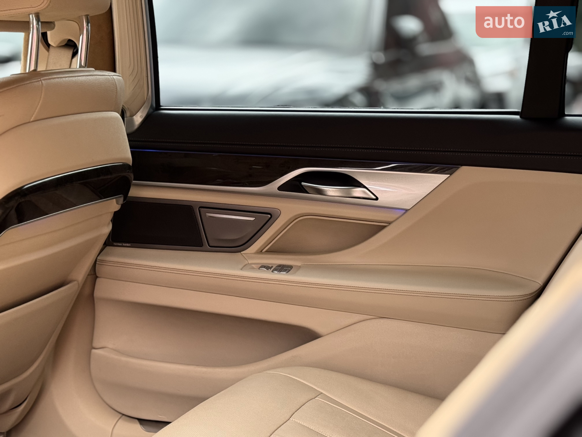 2016 BMW 7er - мініатюра 24