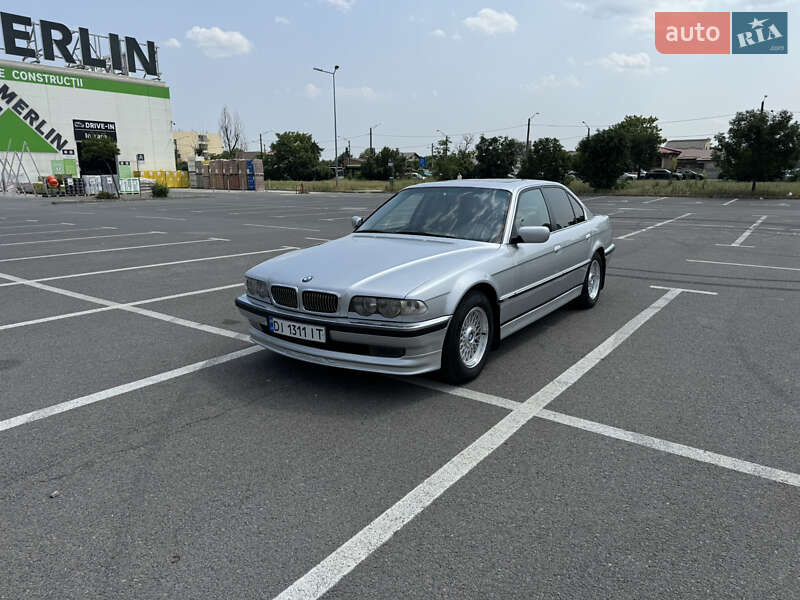 Седан BMW 7 Series 1998 в Рени