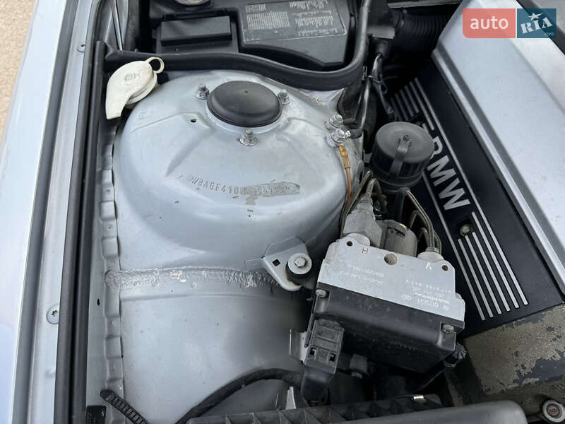 Седан BMW 7 Series 1998 в Рени