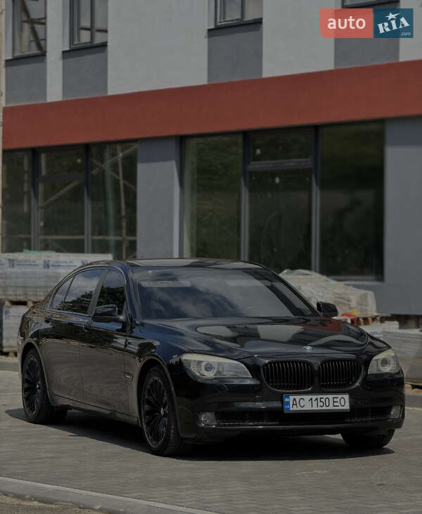 Седан BMW 7 Series 2010 в Ковелі