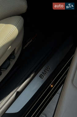 Седан BMW 7 Series 2010 в  фото 8 Седан BMW 7 Series 2010 в